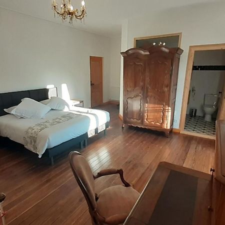 Auberge De Saint Jean Ploumilliau Bagian luar foto