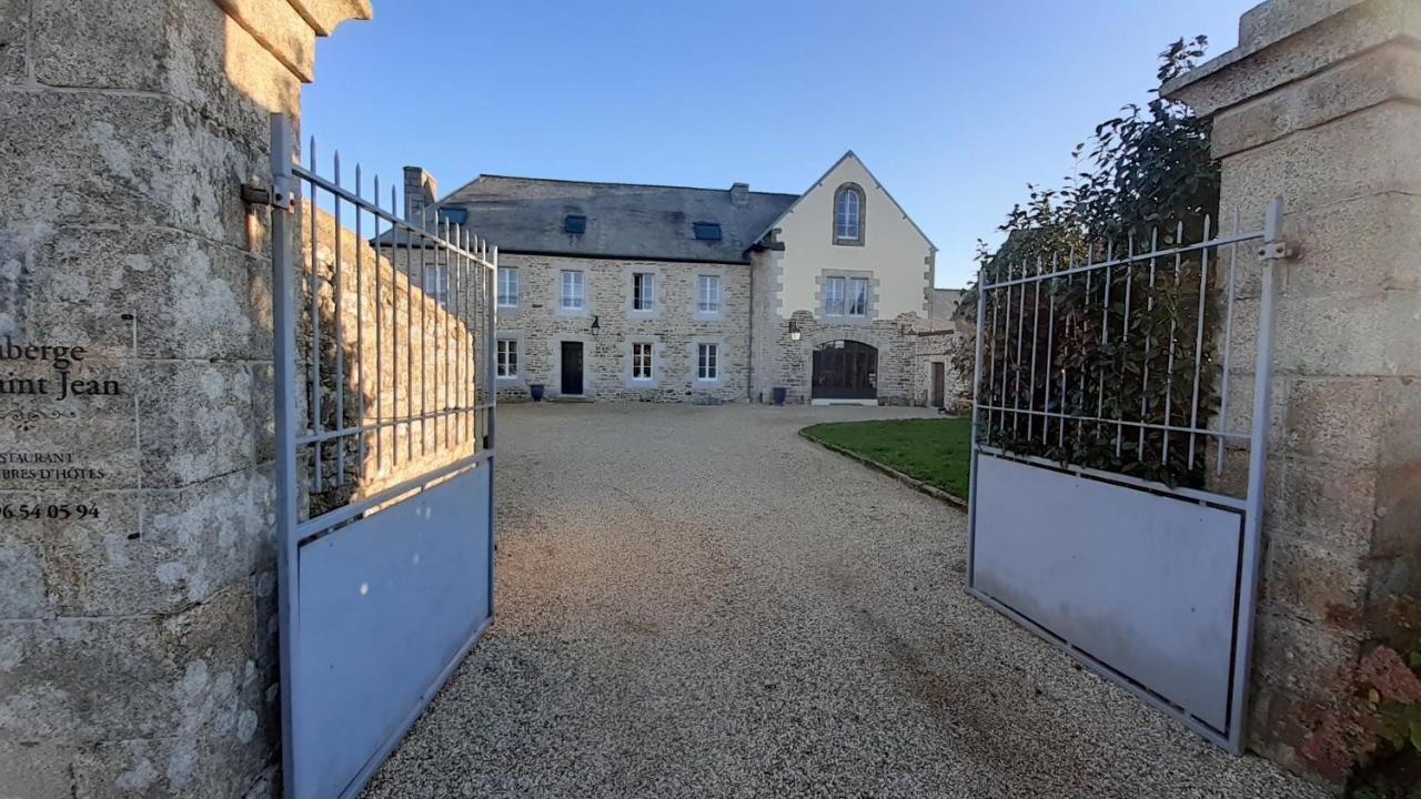 Auberge De Saint Jean Ploumilliau Bagian luar foto